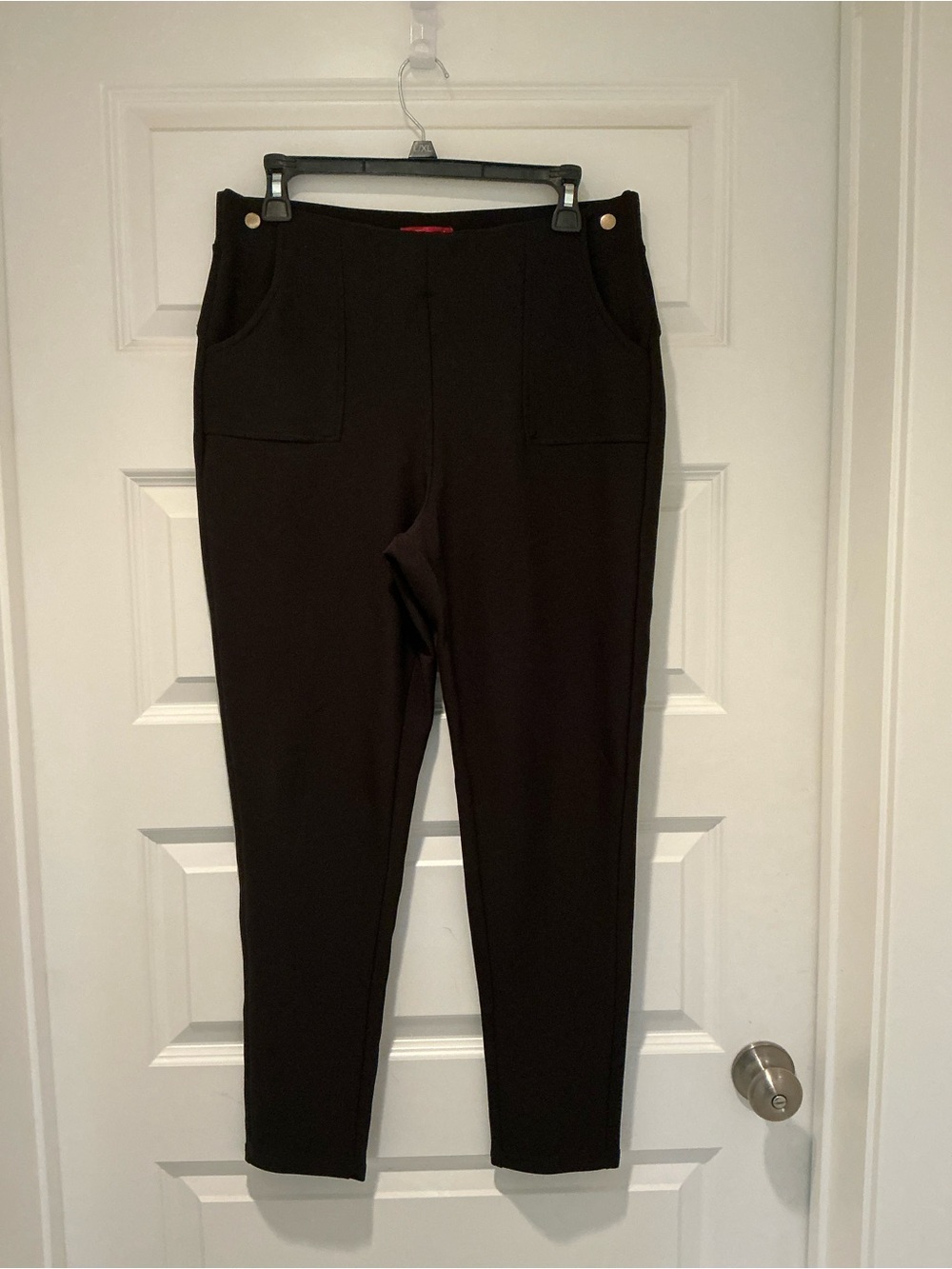 Maze Collection Black Leggings Size Large Like New